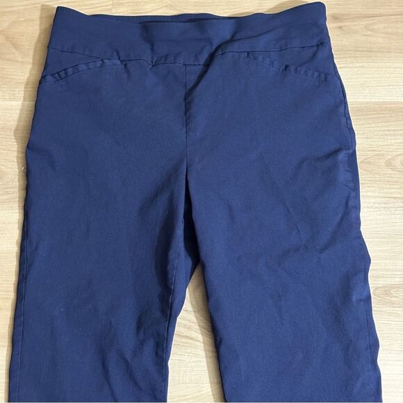 Chico's Fabulously Slimming Navy Blue Perfect Stretch Capri Casual Pants Sz‎ 0.5 - Picture 2 of 8